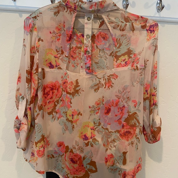 Band of Gypsies open back sheer top. - Picture 2 of 10